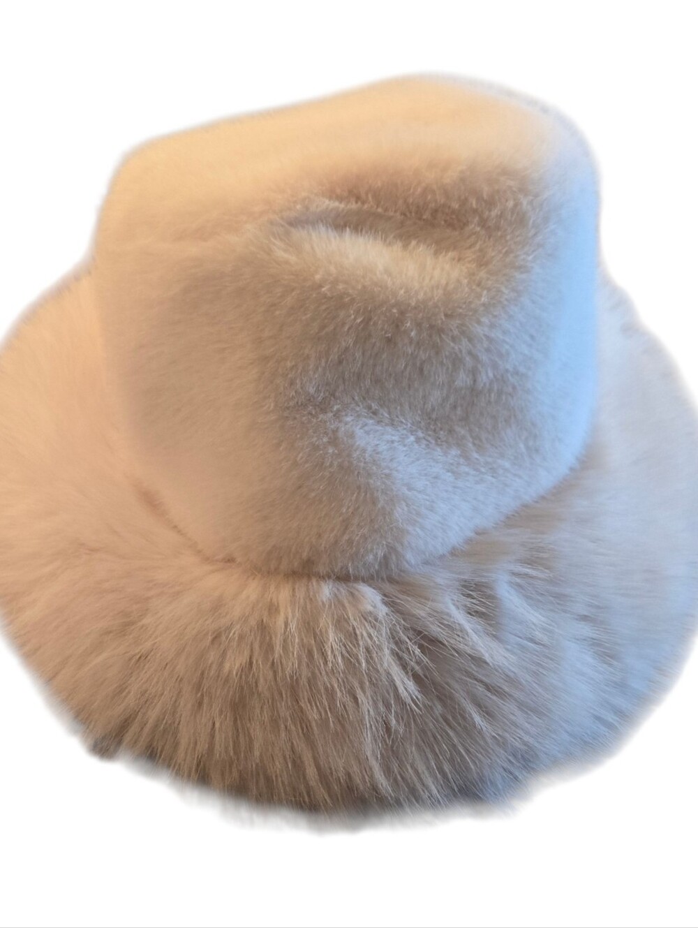White Luxury Women's Faux Fur Bucket Hat